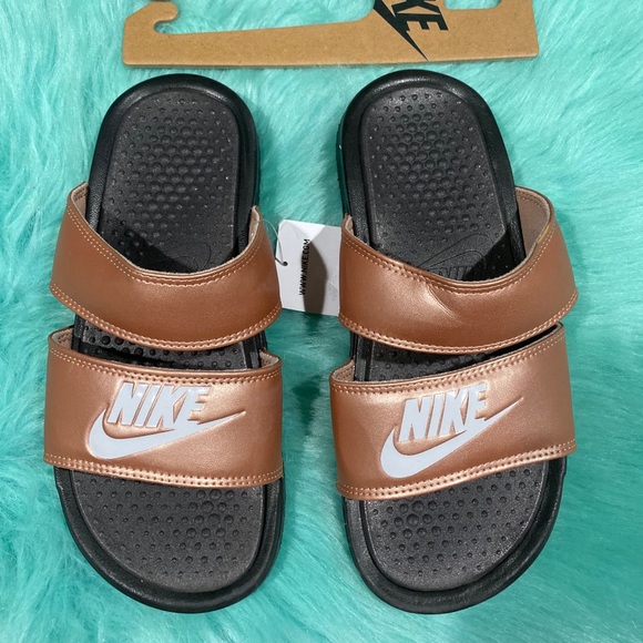 nike duo slides red